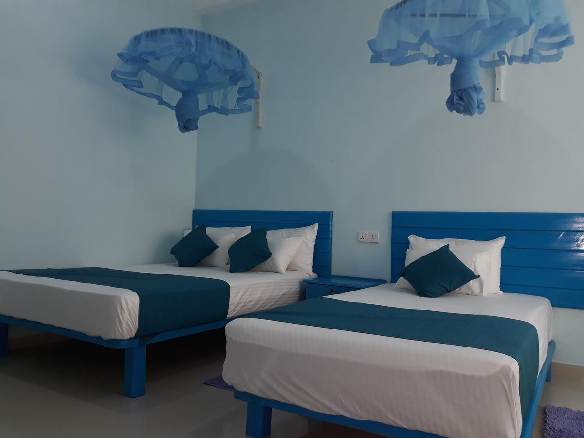 Bevary City Hotel Анурадхапура Екстериор снимка