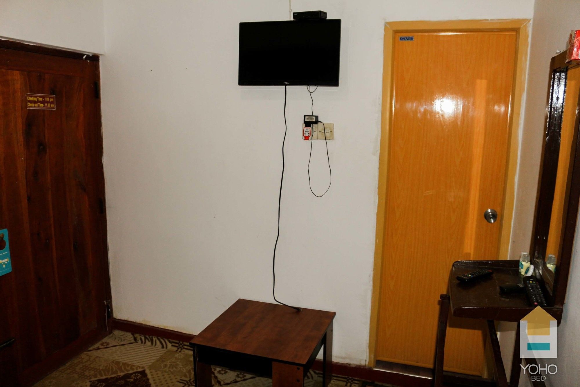 Bevary City Hotel Анурадхапура Екстериор снимка